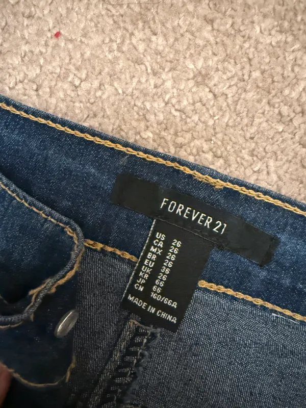 Джинсы от Forever 21 2