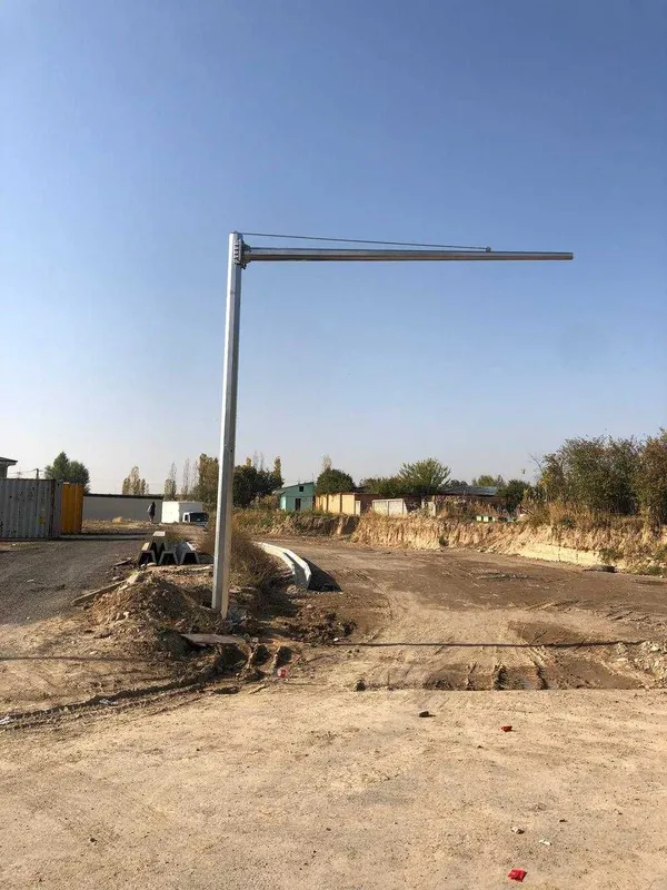 Svetofor va kamera/radar stalbalar ishlab chiqaramiz. 3