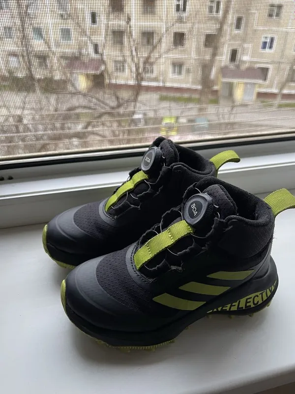 Adidas кроссовки высокие