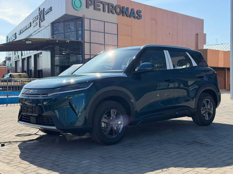 BYD Yuan Up Hybrid Muddatli Tolovga Yangi