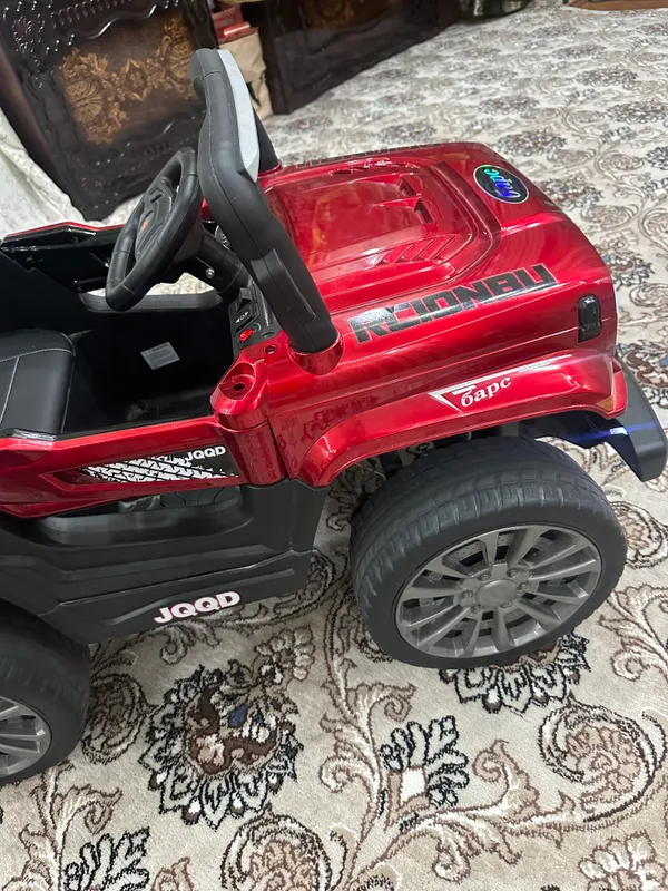 Bolalar mashinasi holati ideal Bolalar mashinasi holati ideal