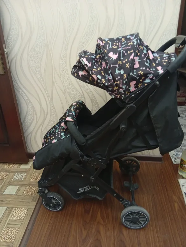 Продаётся детская коляска 1 Продаётся детская коляска 1