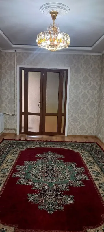 Ахмад Югнакий — Просторная 3-комнатная в Аренду Ахмад Югнакий Этаж: 1