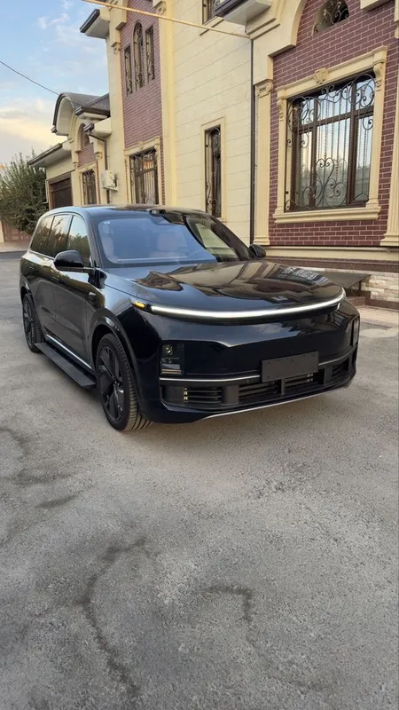 Li 9 Ultra 2026 без пробег