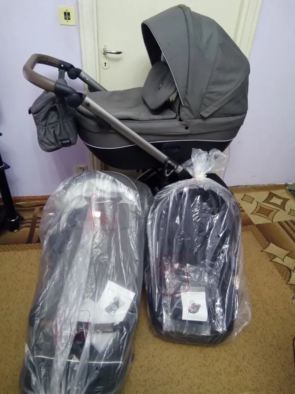 Детская коляска 3 в 1