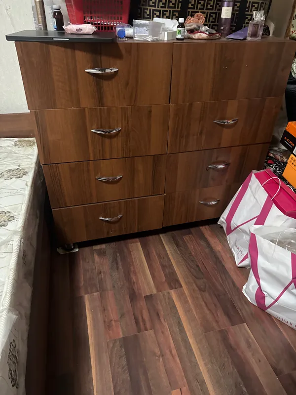 Срочно Продается спальный гарнитур на 2 человек 2 Срочно Продается спальный гарнитур на 2 человек 2