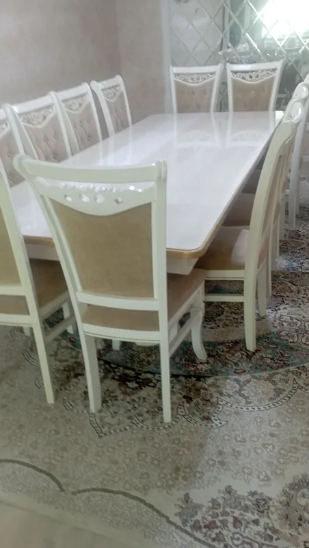 стол со стульями