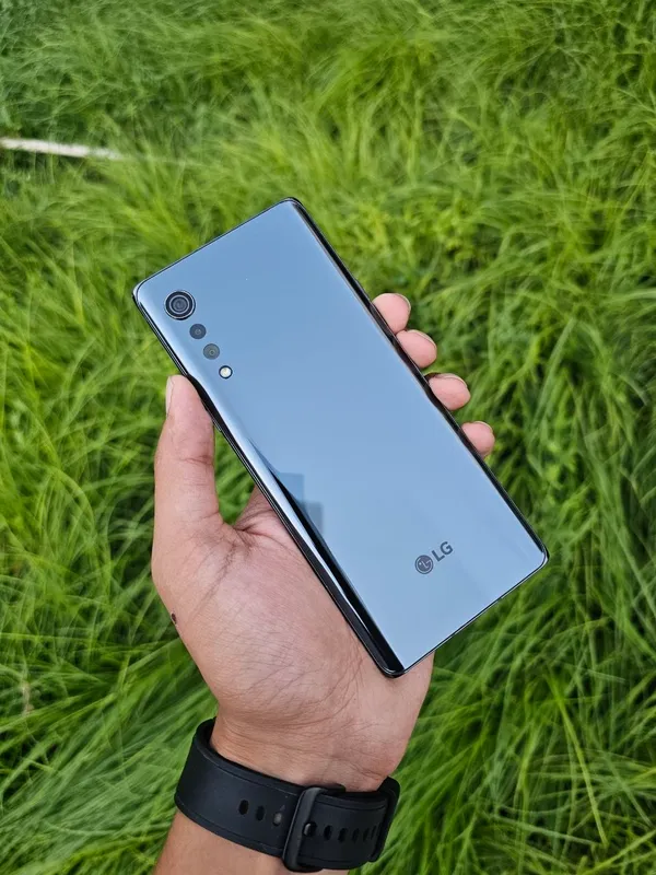 LG Velvet (5G) 1 LG Velvet (5G) 1