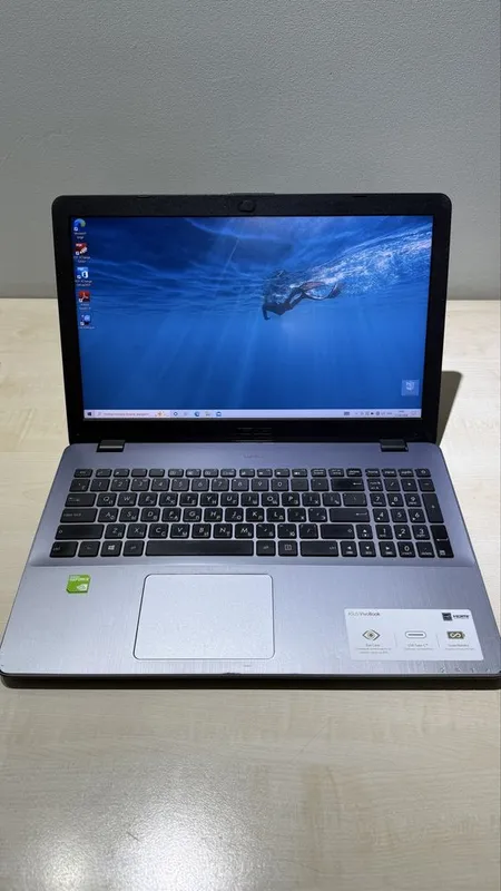 Ноутбук ASUS X542UF — фото 1