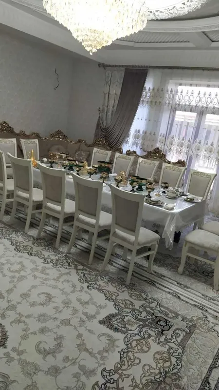 Arzon narxlarda prokat stol stul chinni idishlar o'tin ham bor — фото 1 Arzon narxlarda prokat stol stul chinni idishlar o'tin ham bor — фото 1