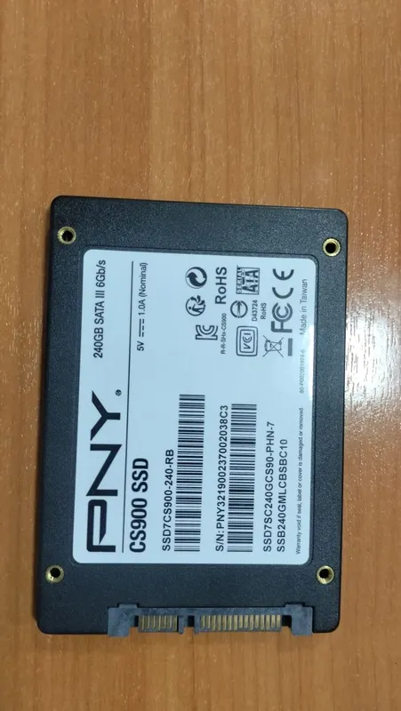 SSD 240 SATA III 6 Gb/s holati yangi — фото 1