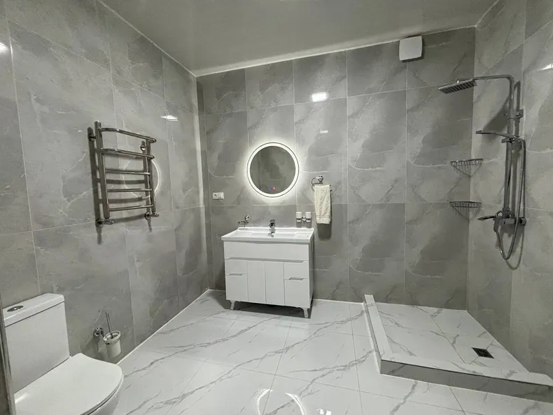 6 xonali kvartira, 260 m2, Mirzo Ulug'bek 8