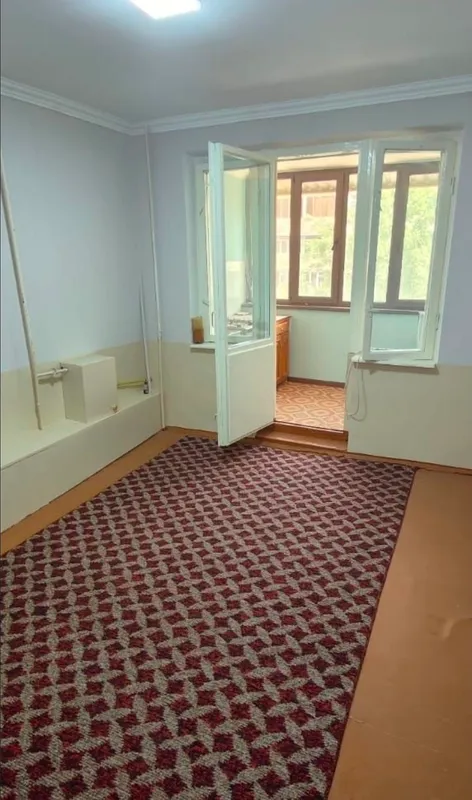 2 xonali kvartira sotiladi 3