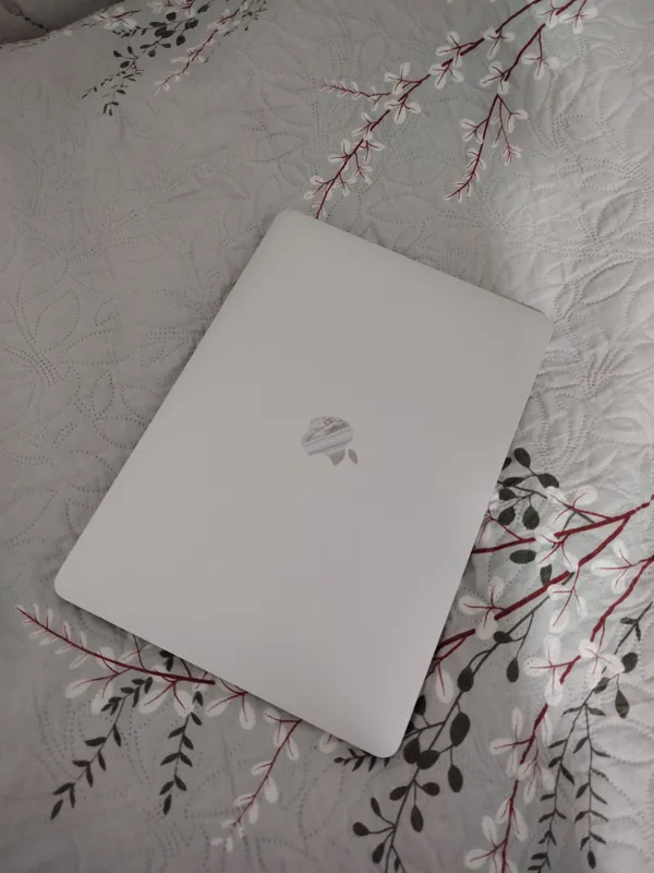 Makbook Pro M1 1