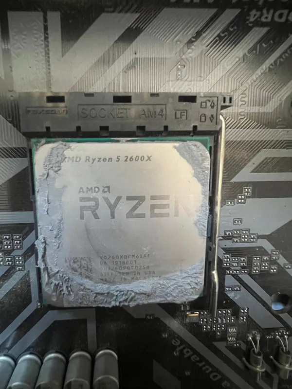 Gigabyte B450M DS3H V2 + Ryzen 5 2600X 3 Gigabyte B450M DS3H V2 + Ryzen 5 2600X 3