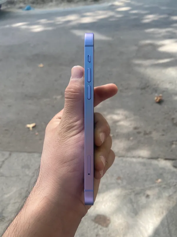 Apple 12 3