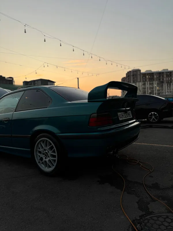 BMW E36 coupe (kupe) 10