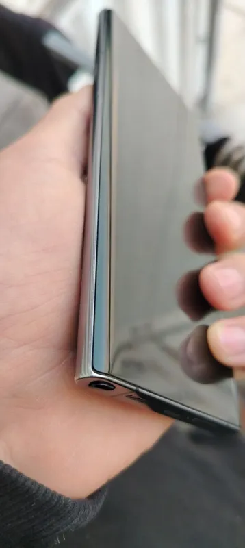 Samsung S22 ultra 4
