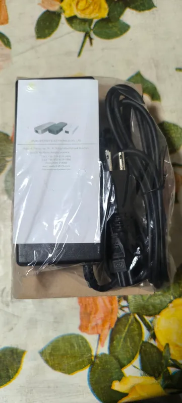 Продаётся зарядка для электровелосипеда. 1