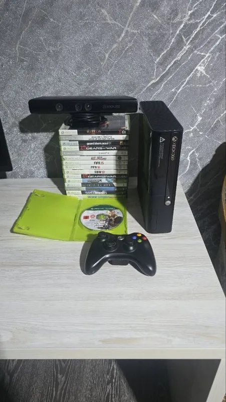 Xbox 360 e, 500 gb Xbox 360 e, 500 gb