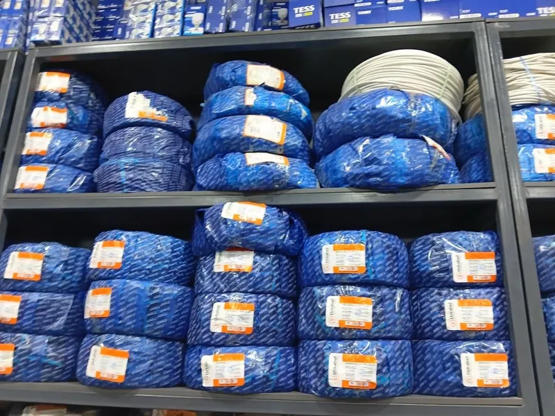 Uzkabel 2×2.5 kabel 1 Uzkabel 2×2.5 kabel 1