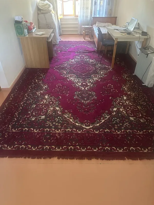Продам ковер большой