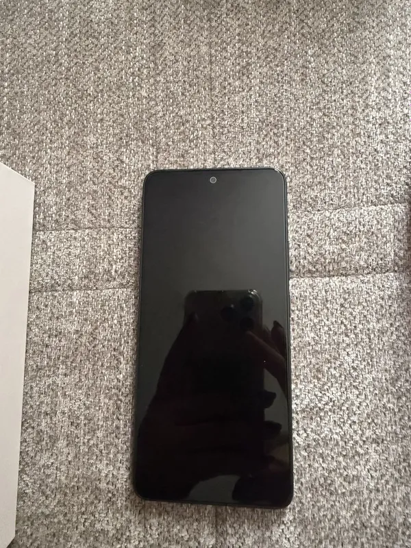 Продам Redmi Note 13 почти новый — фото 3