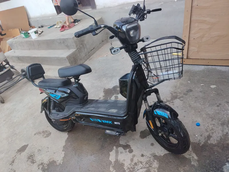 Продаётся карманный скутер, состояние отличное 1