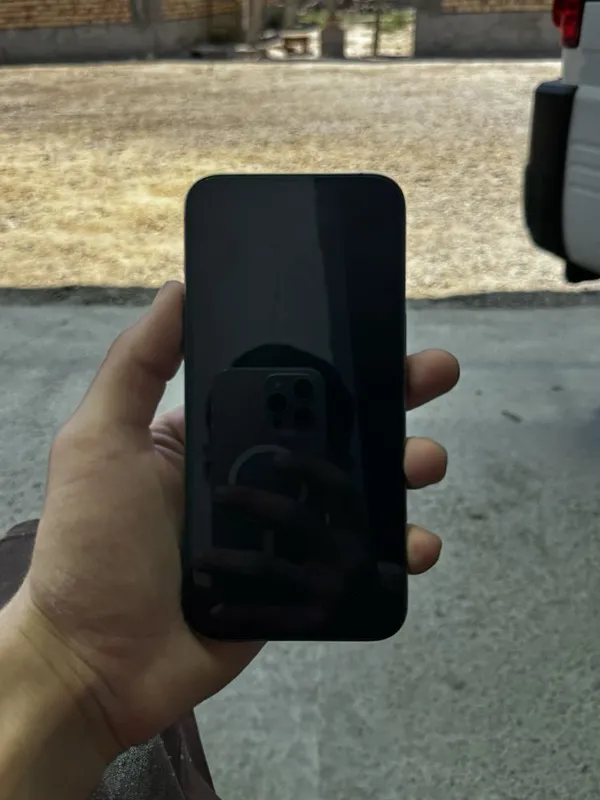 iphone 15 pro max 2
