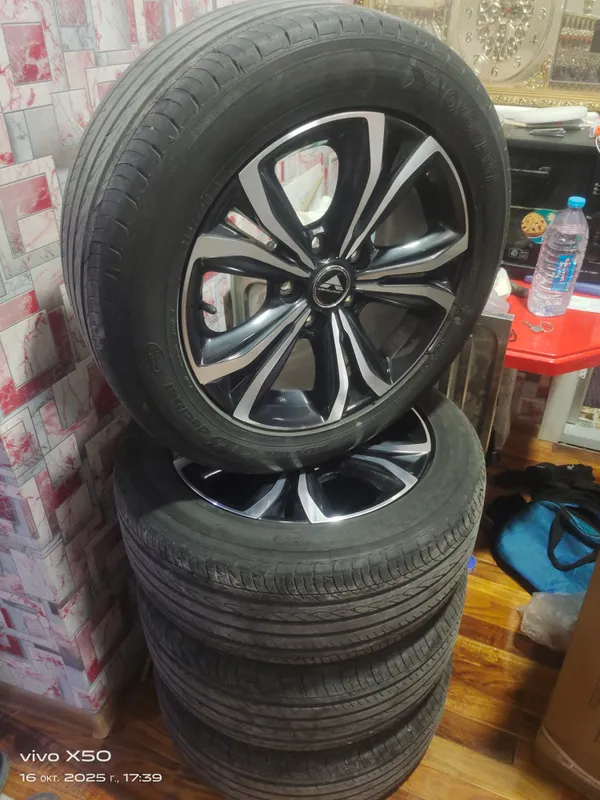Диски и шины R16 размер. Родные шины Honda Crider 2 Диски и шины R16 размер. Родные шины Honda Crider 2