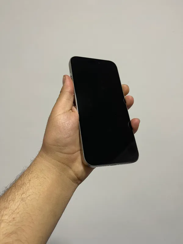 Iphone 15 pro max — фото 1