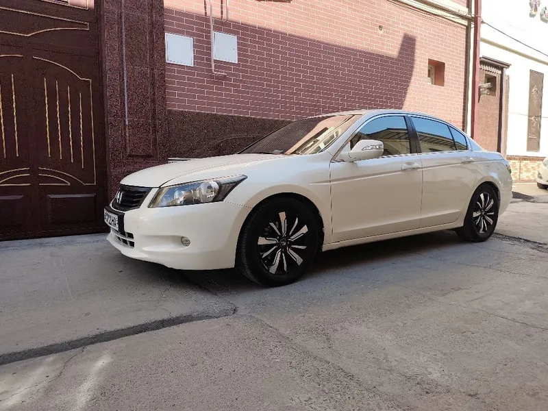 Honda Accord 2008 Хонда Аккорд 2.4l AWD — фото 2
