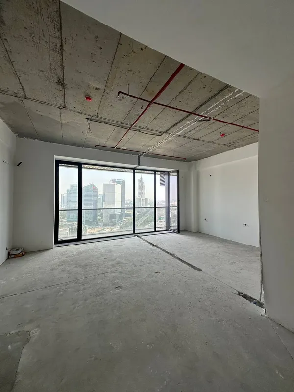Продаётся 4-комнатная квартира в ЖК NRG U-Tower (новостройка) — фото 8