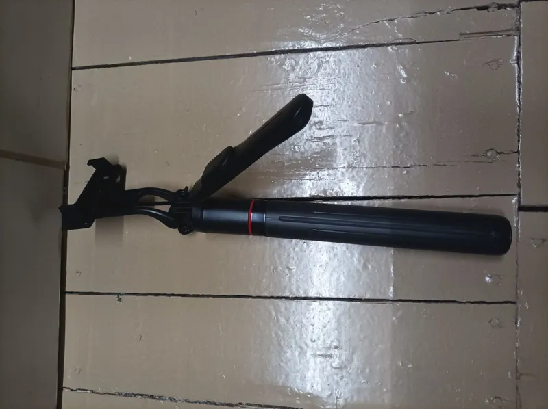F16 Bluetooth Selfie Stick va Shtativ 2 F16 Bluetooth Selfie Stick va Shtativ 2