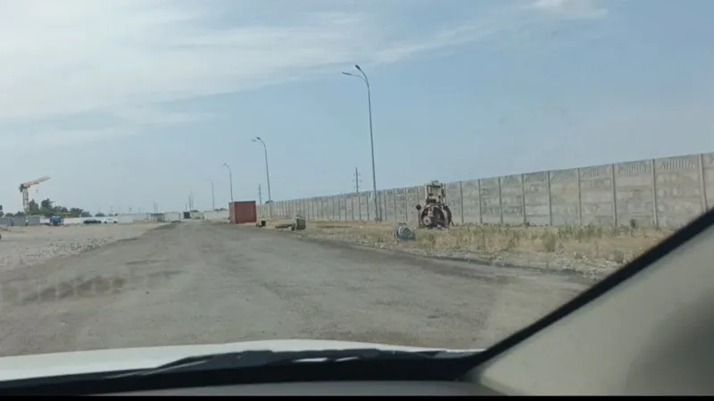 Здравствуйте срочно продаю 2 гектар 6