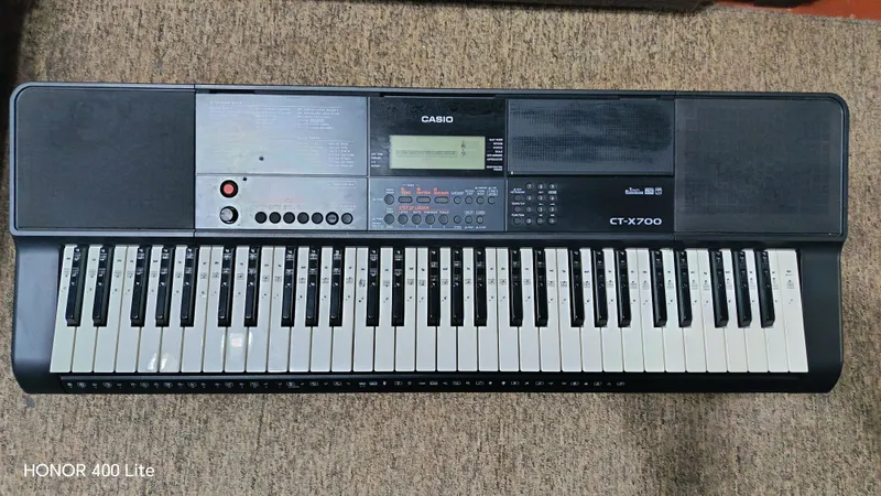 Продам синтезатор CASIO CT-X700 — фото 1