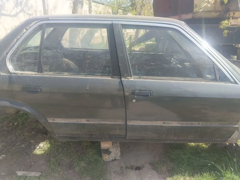 bmw e30 bmv запчасти — фото 4