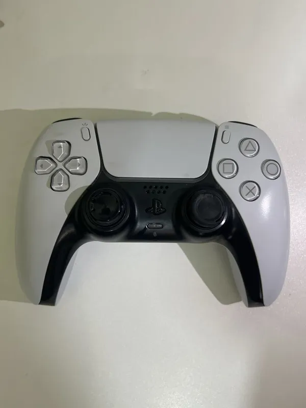 PlayStation 5 825GB + 2 ta DualSense Controller + O‘yinlar — фото 1 PlayStation 5 825GB + 2 ta DualSense Controller + O‘yinlar — фото 1