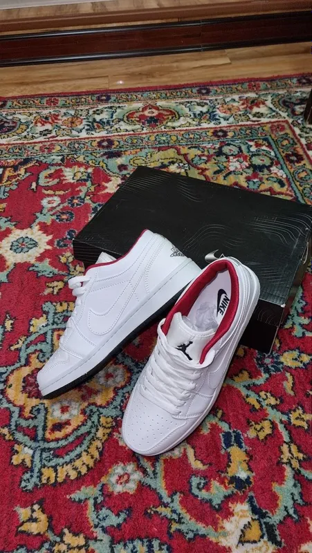 Nike air Jordan 1 love