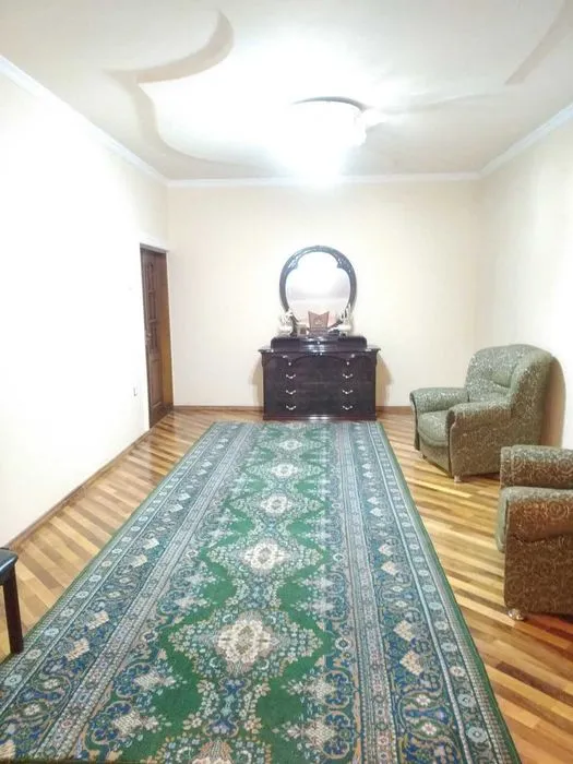 4-комнатная квартира, 160 м², 1/5 этаж (Мирзо-Улугбек, Максим Горький, метро Буюк Ипак Йули) 2 4-комнатная квартира, 160 м², 1/5 этаж (Мирзо-Улугбек, Максим Горький, метро Буюк Ипак Йули) 2