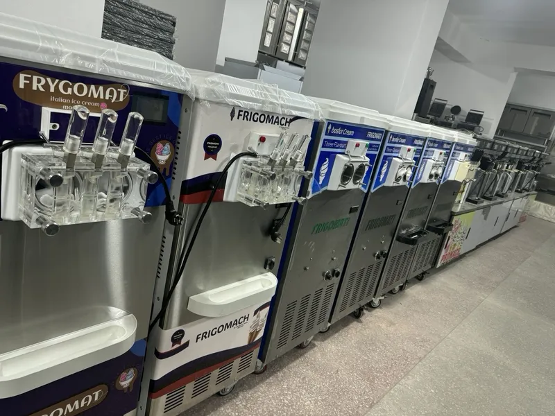 Frezr, muzqaymoq apparat , frezer , marojni chiqaradigan apparat 6