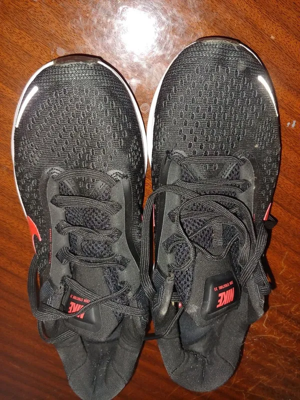 Продам муж кроссовки Nike 4