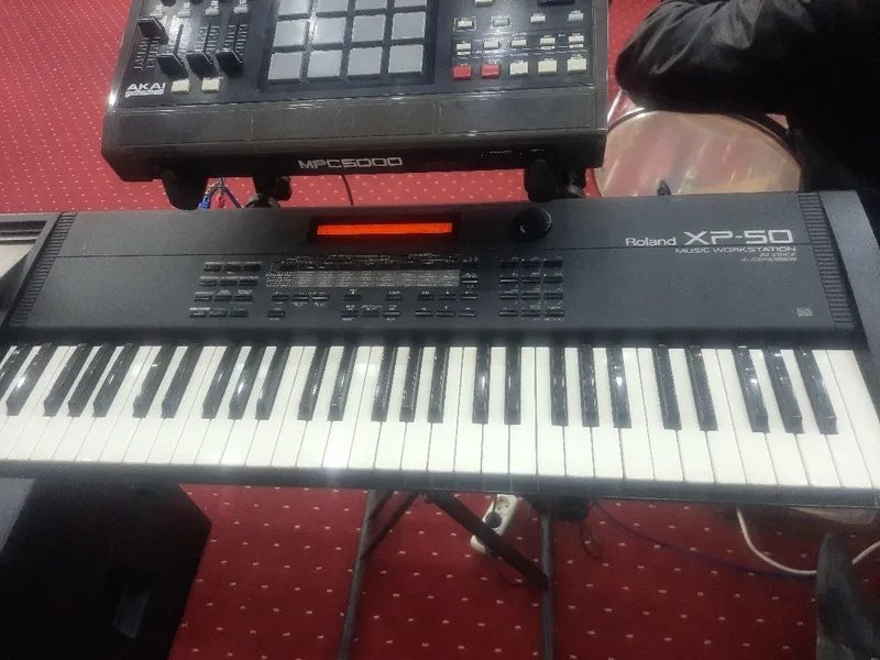 Roland xp 50 sintezator