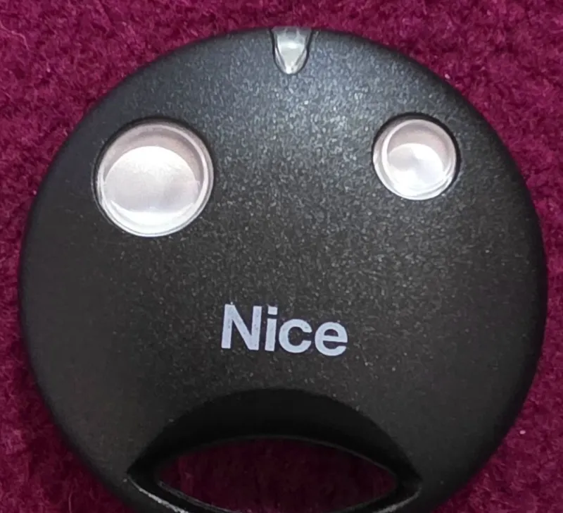 Пульт для автоматики "Nice" 1 Пульт для автоматики "Nice" 1