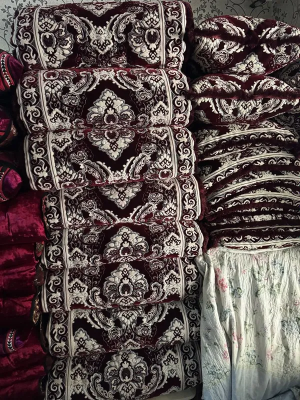 Kurpacha duxobalar sotiladi sandiqlari bilan kamplekt yengi — фото 4