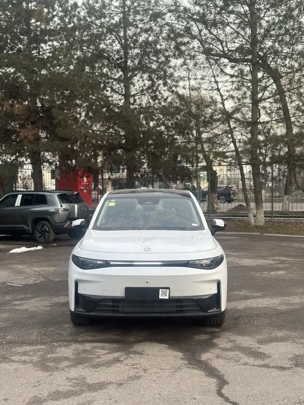 LEAPMOTOR C10 2026 Hybrid