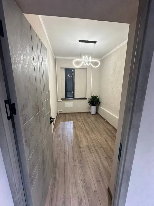 3-комнатная квартира, 68 м², 4/5, ул. Садыка Азимова (Яшнабадский район) — фото 1
