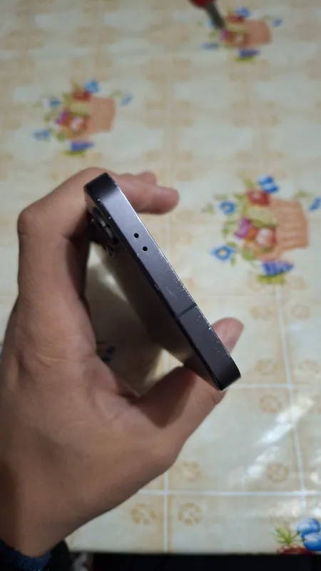 Samsung Galaxy S24 6