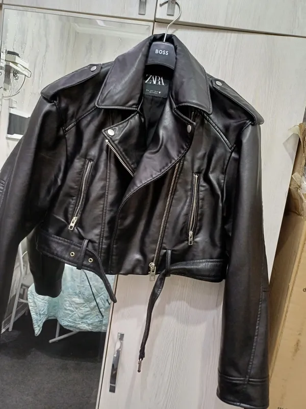 Продаётся кожаная куртка Zara