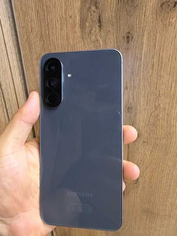 Samsung Galaxy A56 1 Samsung Galaxy A56 1